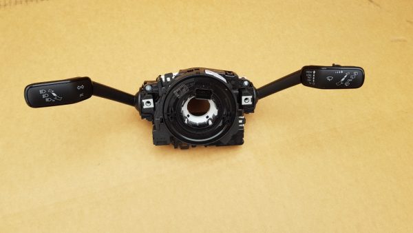 Maneta semnalizare stergatoare VW Golf 7 2019 5Q1953513AA 5Q1953507M - Dezmembrari Auto