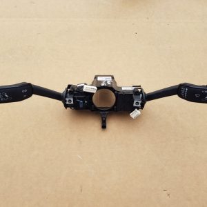 Maneta semnalizare stergatoare VW Passat B8 3Q0953521AM 5Q0953502M - Dezmembrari Auto