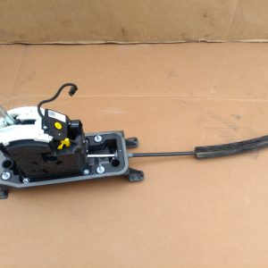 Maneta schimbator DSG cu timonerie Audi A3 8V 8V2713023M 8V2 713 023 M - Dezmembrari Auto