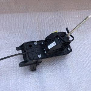Maneta schimbator DSG cu timonerie VW Sharan 7N1713025K 7N1 713 025 K - Dezmembrari Auto