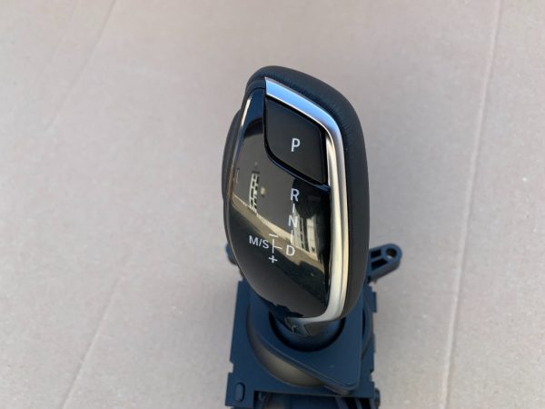 Maneta schimbator viteze BMW G11 G12 M 760 LXiA seria 7 din 2017 682582101 - Dezmembrari Auto - imagine 3