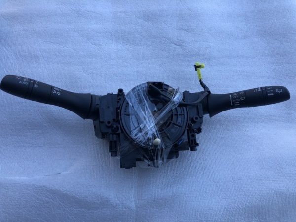 Maneta semnalizare si stergatoare Nissan Qashqai J11 97DO387B 97D O38 7B - Dezmembrari Auto
