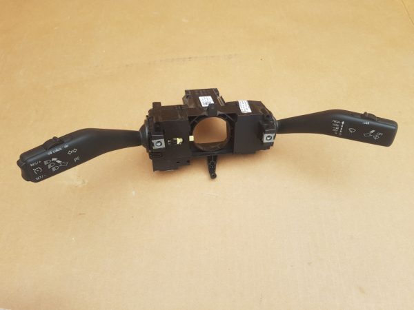 Maneta semnalizare stergatoare tempomat VW Jetta 5C5953513F 5C5 953 513 F - Dezmembrari Auto