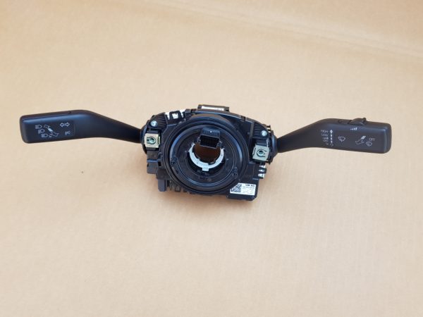 Maneta semnalizare stergatoare VW Jetta 2016 1K5953521CM 1K5953502H - Dezmembrari Auto