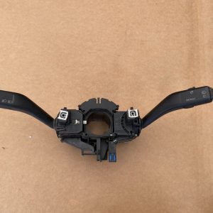 Maneta semnalizare stergator Audi A3 8P 1K0953519A 1K0953513 1K0953503F - Dezmembrari Auto