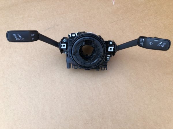 Maneta semnalizare stergator VW Passat B8 3Q0953521CS 5Q0953502 - Dezmembrari Auto