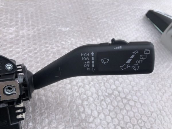 Maneta semnalizare VW Sharan 2019 7 locuri 4motion LC9X 2.0 tdi DLU - Dezmembrari Auto - imagine 2
