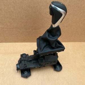 Maneta timonerie nuca schimbator automata BMW X1 F48 din 2017 la 0 km 8483098 - Dezmembrari Auto