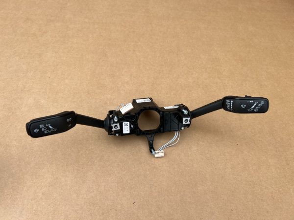 Manete semnalizare ACC stergator VW Passat B8.5 din 2023 la 0 km 5Q1953521MT 5Q1 953 521 MT - Dezmembrari Auto