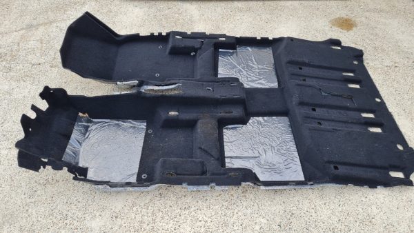 Mocheta interior VW Touran 2017 5TB863367F 5TB 863 367 F - Dezmembrari Auto