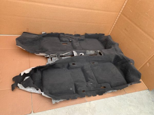 Mocheta podea interior VW Arteon 3G8863367A 3G8 863 367 A - Dezmembrari Auto