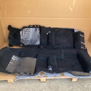 Mocheta podea interior VW Caddy Ford Tourneo Connect 2023 2K9863368 2K9 863 368 la 0 km - Dezmembrari Auto
