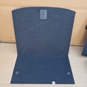 Mocheta portbagaj Audi A4 B9 8W limuzina 8W5863463A 8W5 863 463 A - Dezmembrari Auto