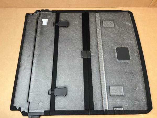 Mocheta portbagaj VW Passat B8.5 variant din 2023 3G9863463P 3G9 863 463 P - Dezmembrari Auto - imagine 2