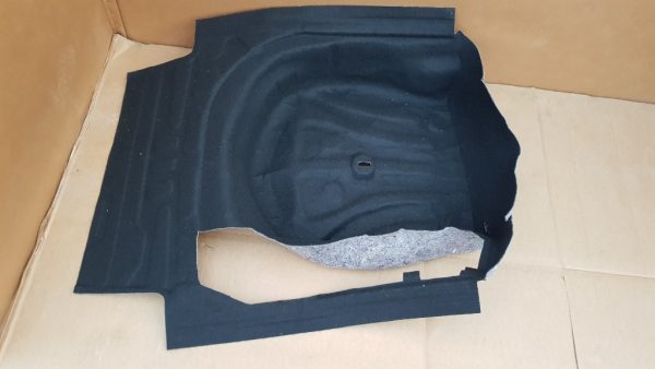 Mocheta portbagaj VW Passat B8 combi 3G9863544M 3G9 863 544 M - Dezmembrari Auto