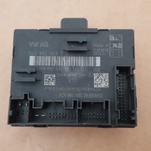 Modul calculator confort usa stanga fata VW Passat B8 5Q0959593E 5Q0959593B - Dezmembrari Auto