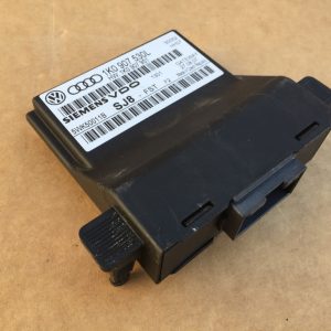 Modul can gateway Skoda VW 1K0 907 530 L 1K0907530L - Dezmembrari Auto