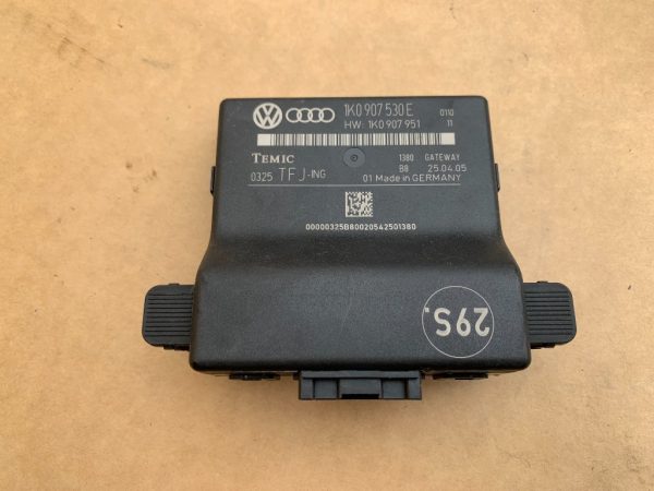 Modul Can Gateway VW Caddy 2005 2006 2007 2008 2009 1K0907530E 1K0 907 530 E - Dezmembrari Auto