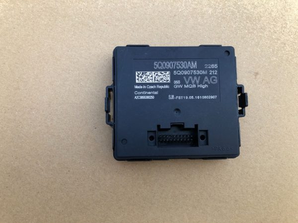 Modul Can Gateway VW Passat B8 5Q0907530AM 5Q0 907 530 AM - Dezmembrari Auto