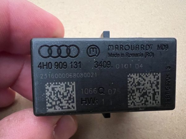 Modul cititor cheie 4H0909131 4H0909131 Audi A6 C7 la 0 km - Dezmembrari Auto