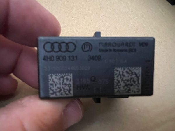 Modul cititor cheie 4H0909131 4H0 909 131 Audi A6 C7 la 0 km - Dezmembrari Auto