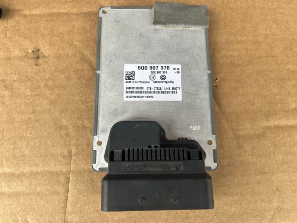 Modul control suspensie electrica VW Passat B8 alltrack 5Q0907376 5Q0 907 376 - Dezmembrari Auto