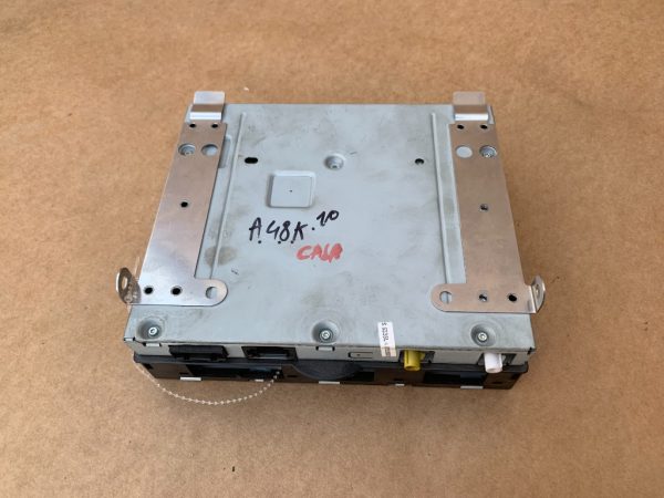 Modul radio Audi A4 B8 2010 4F0035541L 4F0 035 541 L - Dezmembrari Auto