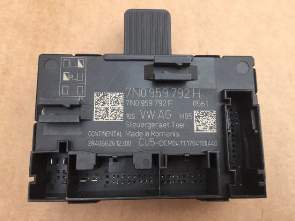 Modul releu usa dreapta fata VW Sharan 2019 2.0 TDI DLU 7N0 959 792 H 7N0959792H - Dezmembrari Auto