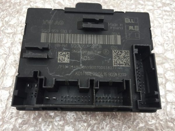 Modul releu usa stanga fata VW Tiguan 2017 5Q0 959 593 E 5Q0959593E - Dezmembrari Auto