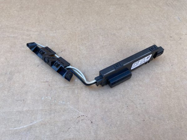 Modul senzori alarma VW Passat B6 3C0951171A 3C0 951 171 A - Dezmembrari Auto