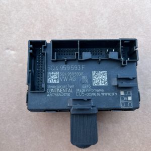 Modul usa dreapta fata VW Golf 7 2019 5Q4959593F 5Q4 959 593 F la 0 km - Dezmembrari Auto