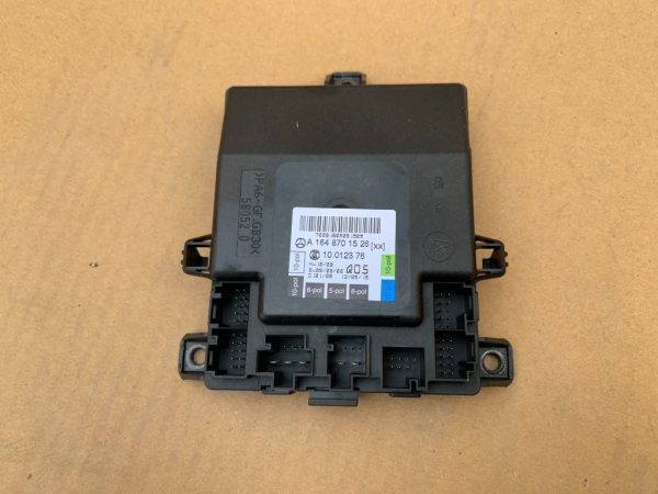 Modul usa stanga fata Mercedes R-Class R400 W251 facelift 2015 A1648701526 A 164 870 15 26 - Dezmembrari Auto