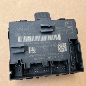Modul usa stanga fata VW Passat B8.5 din 2023 la 0 km 5Q0959593L 5Q0 959 593 L - Dezmembrari Auto