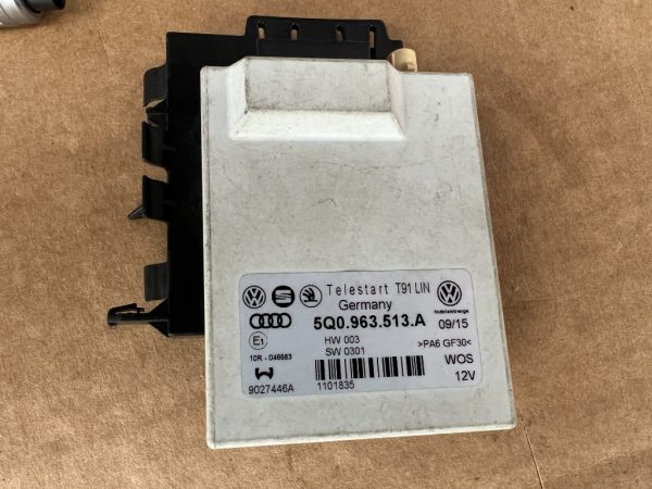 Modul webasto VW Golf 7 Passat B8 5Q0963513A 5Q0 963 513 A - Dezmembrari Auto