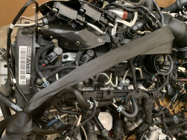 Motor complet fara anexe VW Golf 7 2016 1.6 tdi CXX CXXB la 0 km - Dezmembrari Auto - imagine 4