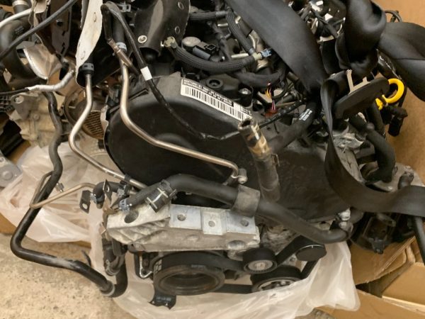 Motor complet fara anexe VW Golf 7 2016 1.6 tdi CXX CXXB la 0 km - Dezmembrari Auto - imagine 2