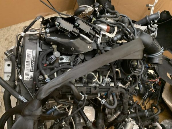 Motor complet fara anexe VW Golf 7 2016 1.6 tdi CXX CXXB la 0 km - Dezmembrari Auto - imagine 3