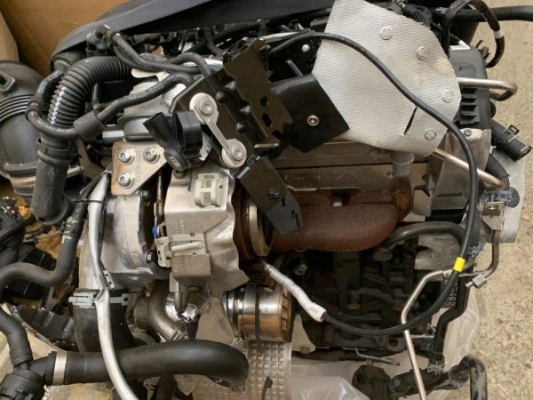 Motor complet fara anexe VW Golf 7 2016 1.6 tdi CXX CXXB la 0 km - Dezmembrari Auto - imagine 5