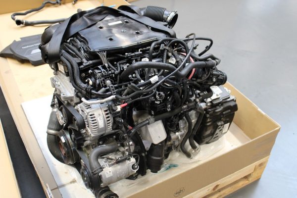 Motor complet fara anexe BMW X1 F48 la 0 km 2.0 B47C20A - Dezmembrari Auto