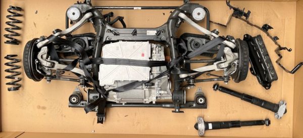Motor electric EBJ ID3 ID4 ID5 cutie viteze UMG din 2023 - Dezmembrari Auto