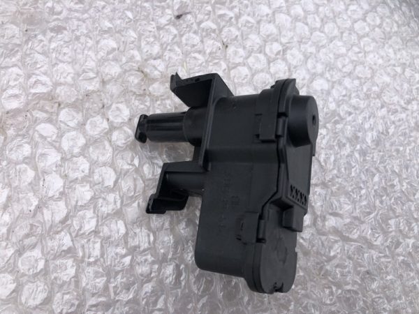 Motoras capac rezervor VW Sharan 7n 7N0810773D 7N0 810 773 D - Dezmembrari Auto