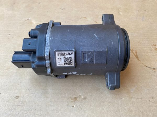 Motoras VW Passat B8 3Q0909144L 3Q0 909 144 L la 0 km - Dezmembrari Auto