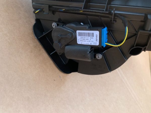 Motoras clapeta clima DENSO VW Golf 7 2016 5Q0907511 5Q0 907 511 la 0 km - Dezmembrari Auto