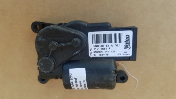 Motoras clapeta clima tulumba VW Golf 7 5Q0907511A 5Q0 907 511 A - Dezmembrari Auto