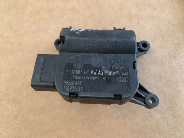 Motoras clapeta clima VW Golf 5 Touran Passat B6 1K0907511 1K0 907 511 - Dezmembrari Auto