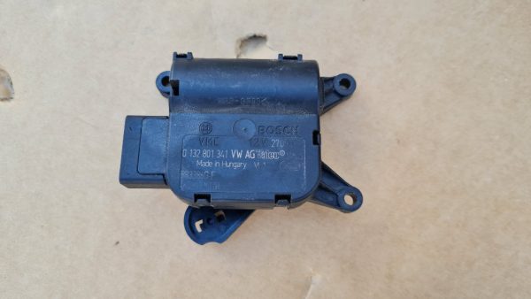 Motoras clima Skoda Octavia 2 1K0907511B 1K0 907 511 B - Dezmembrari Auto