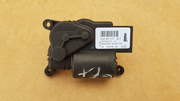 Motoras clima VW Golf 7 5Q0907511 5Q0 907 511 - Dezmembrari Auto