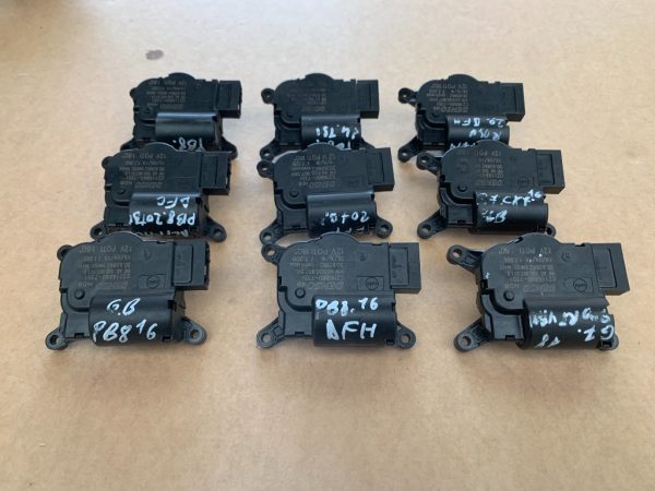 Motoras clima VW Passat B8 Arteon Golf 7 Skoda Octavia 3 5Q0907511K 5Q0 907 511 K - Dezmembrari Auto