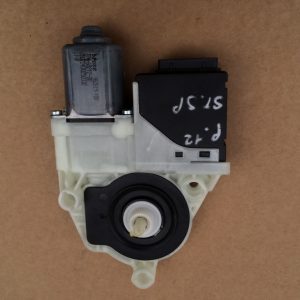 Motoras cu modul stanga spate VW Passat 7 B7 3AA959793 - Dezmembrari Auto