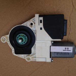 Motoras cu modul stanga spate VW Passat CC 3C0959795B - Dezmembrari Auto